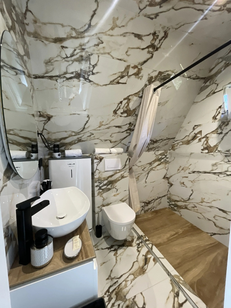 Глэмпинг Лео Ленд