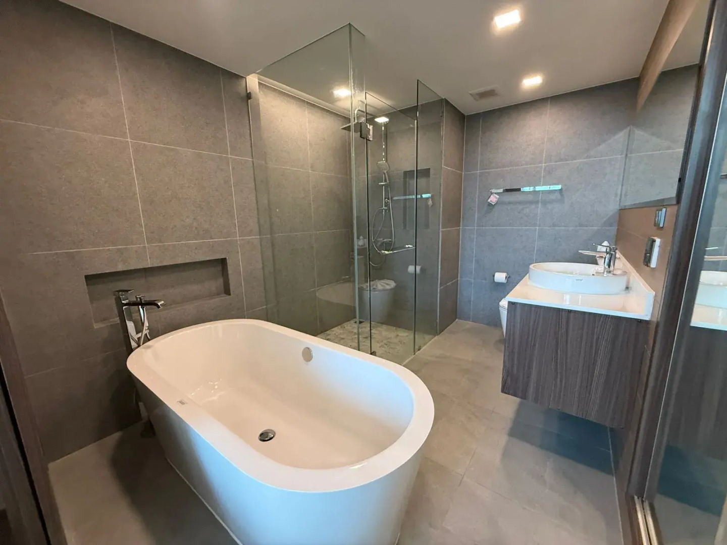 Апартаменты The Proud Karon Beach Phuket 612