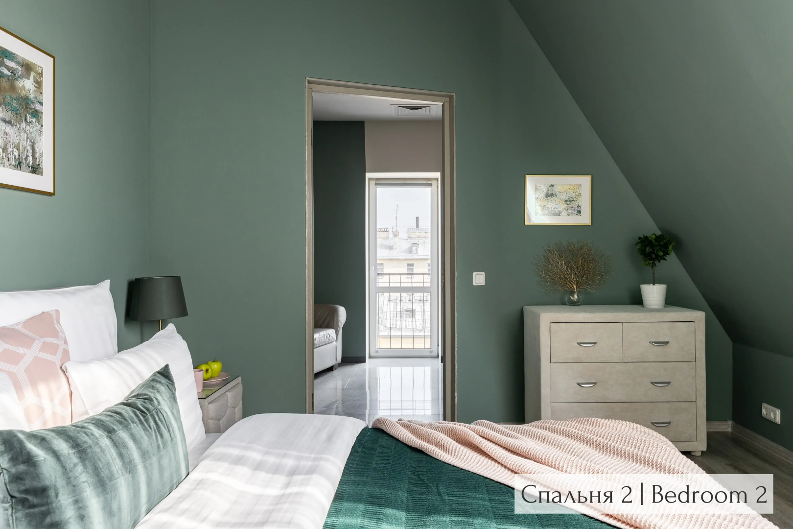 МАНСАРДА 170м² с Балконом от Minin Apartments