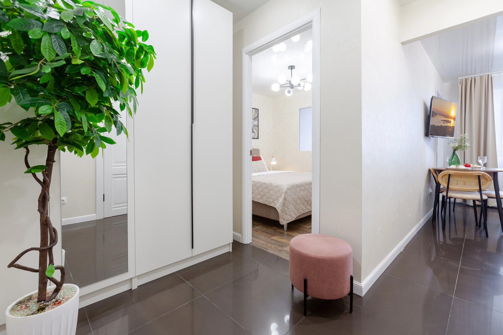 Квартира «StarHouse» Город Солнца-2