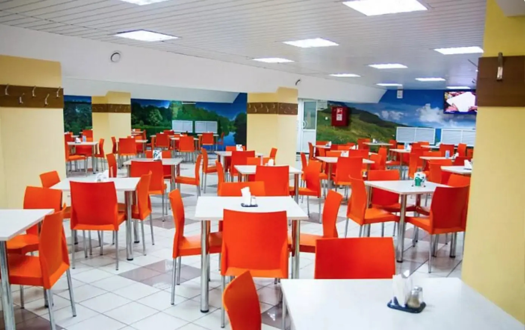 Отель Север