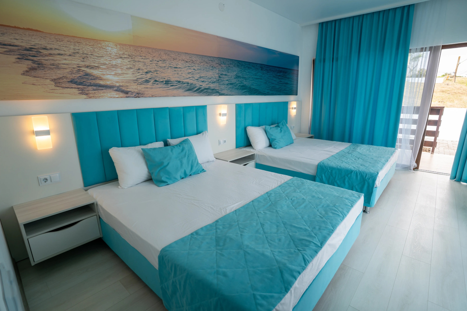 Семейный отель АзовЛенд