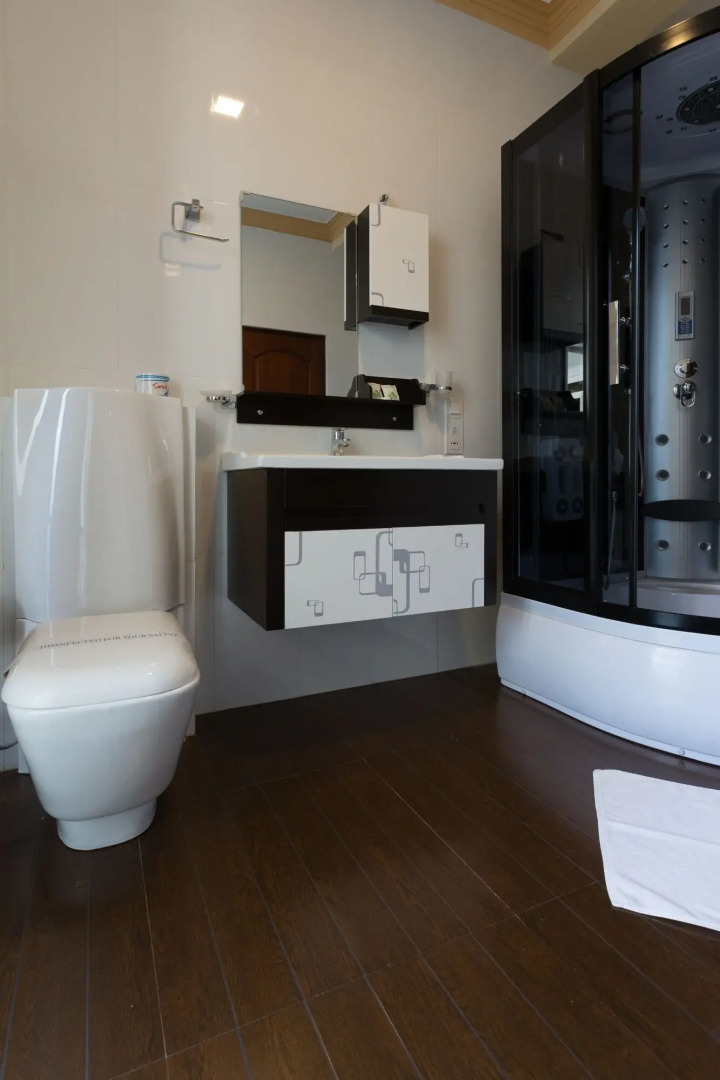 Отель Oak Ray Serene Garden Hotel