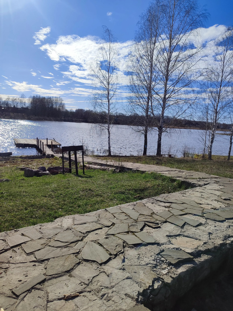 Частный дом на озере