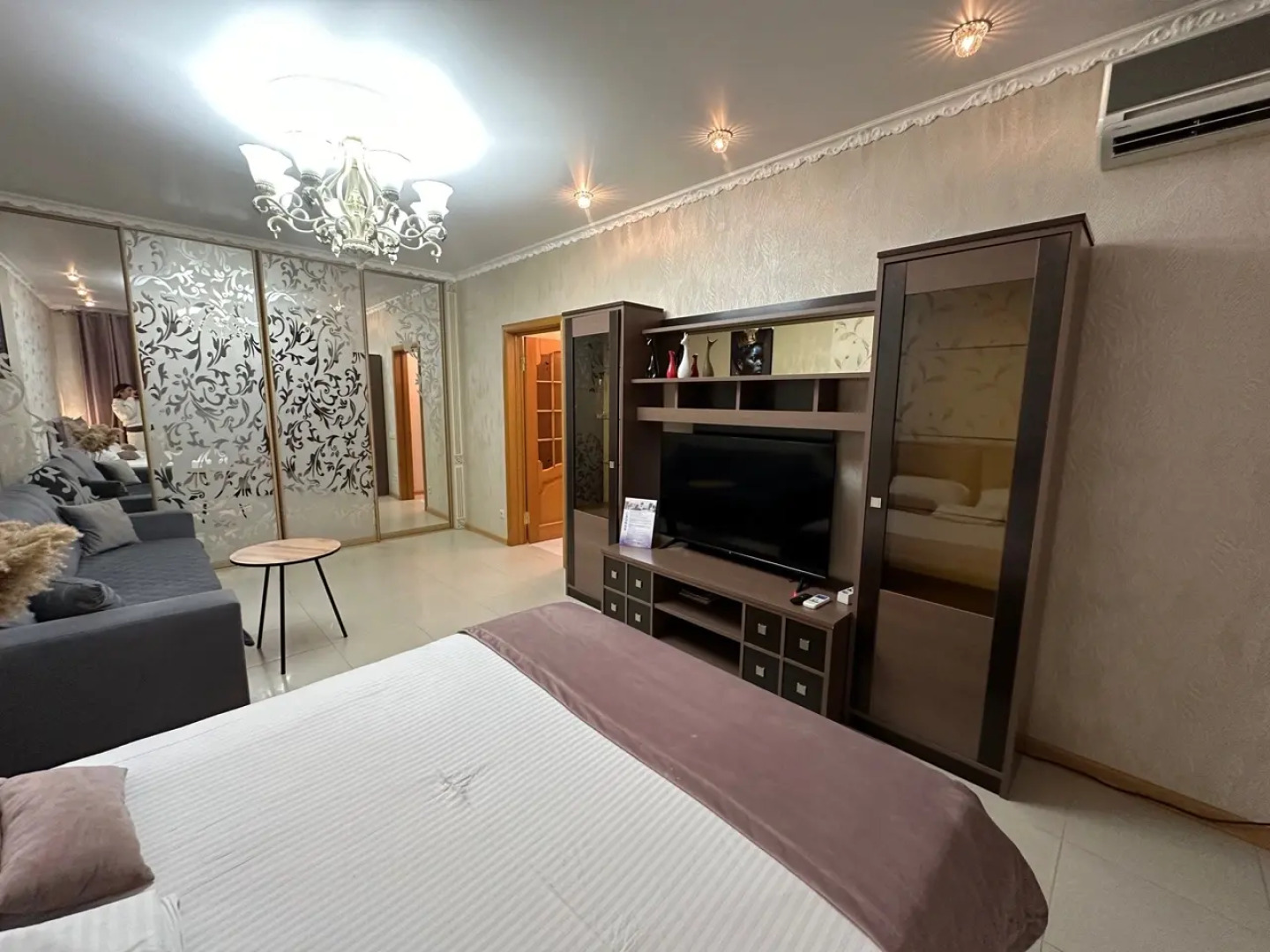 Апартаменты Роскошная Квартира ЖК"Октябрьский"