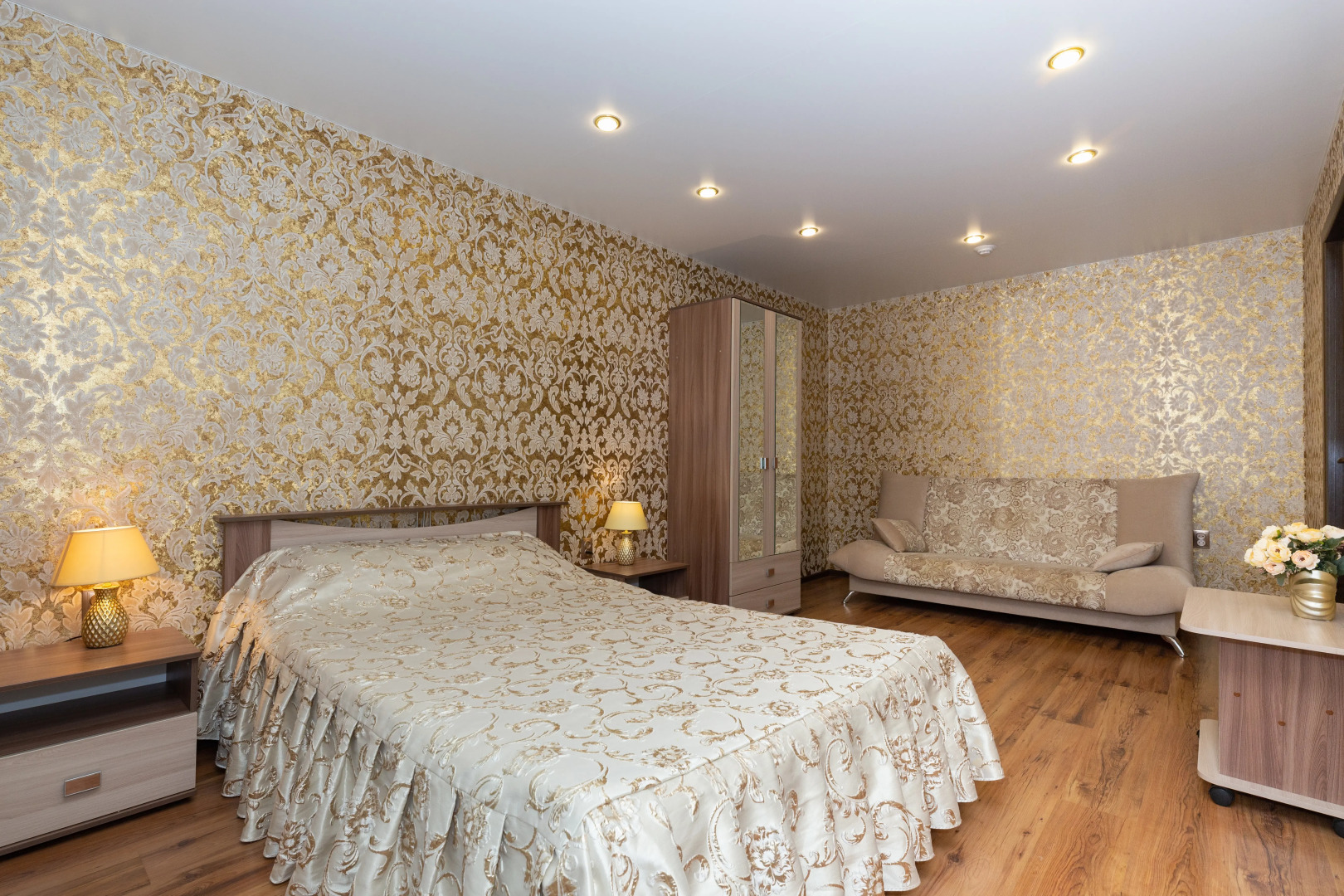 Отель Уралочка