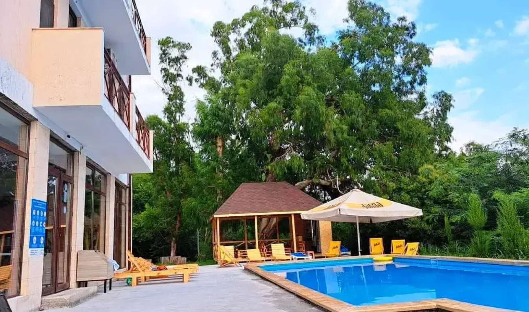 Отель Вита Гардения Цхалтубо