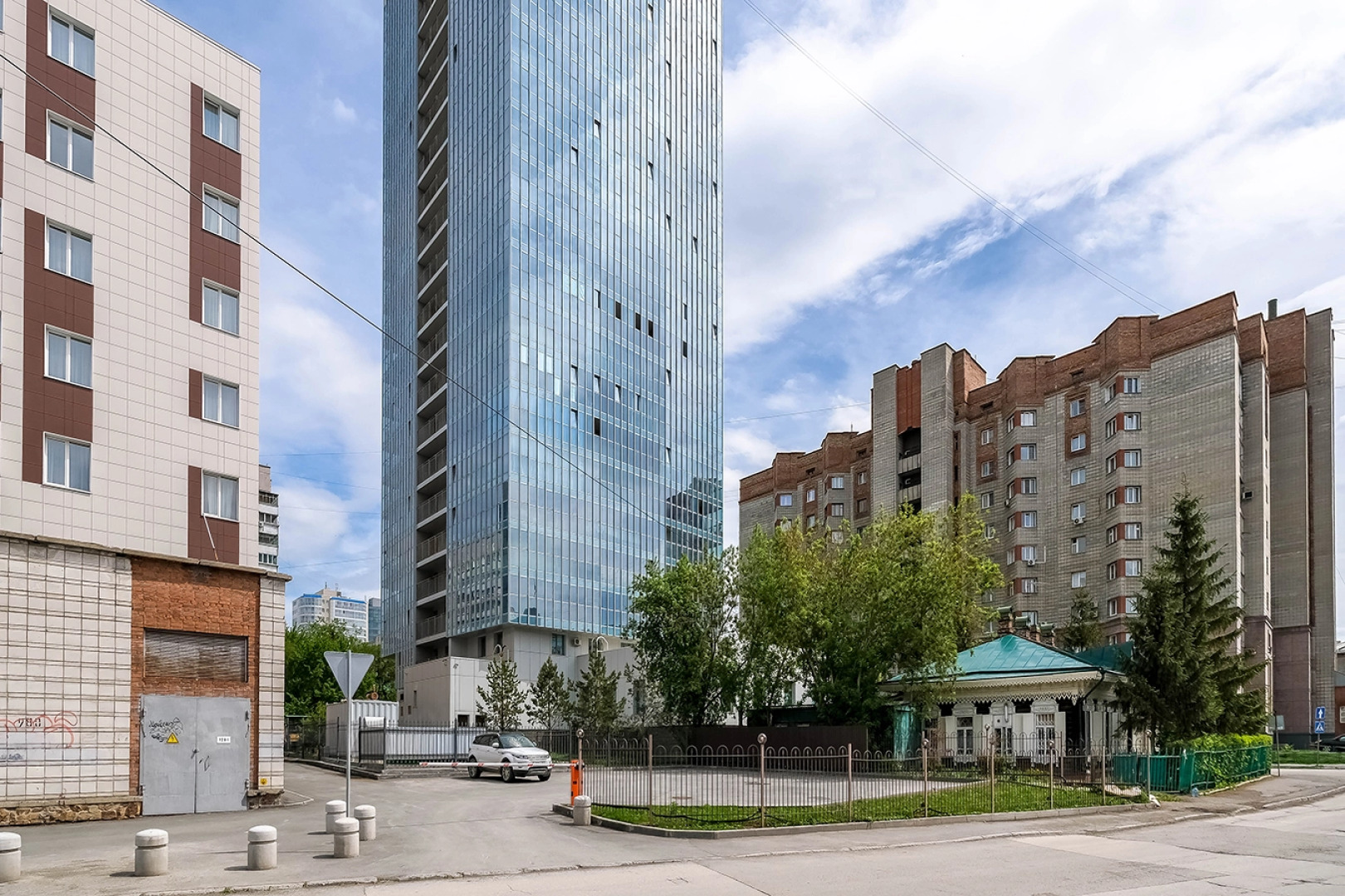 Однокомнатная квартира около жд вокзала на улице Ленина 81