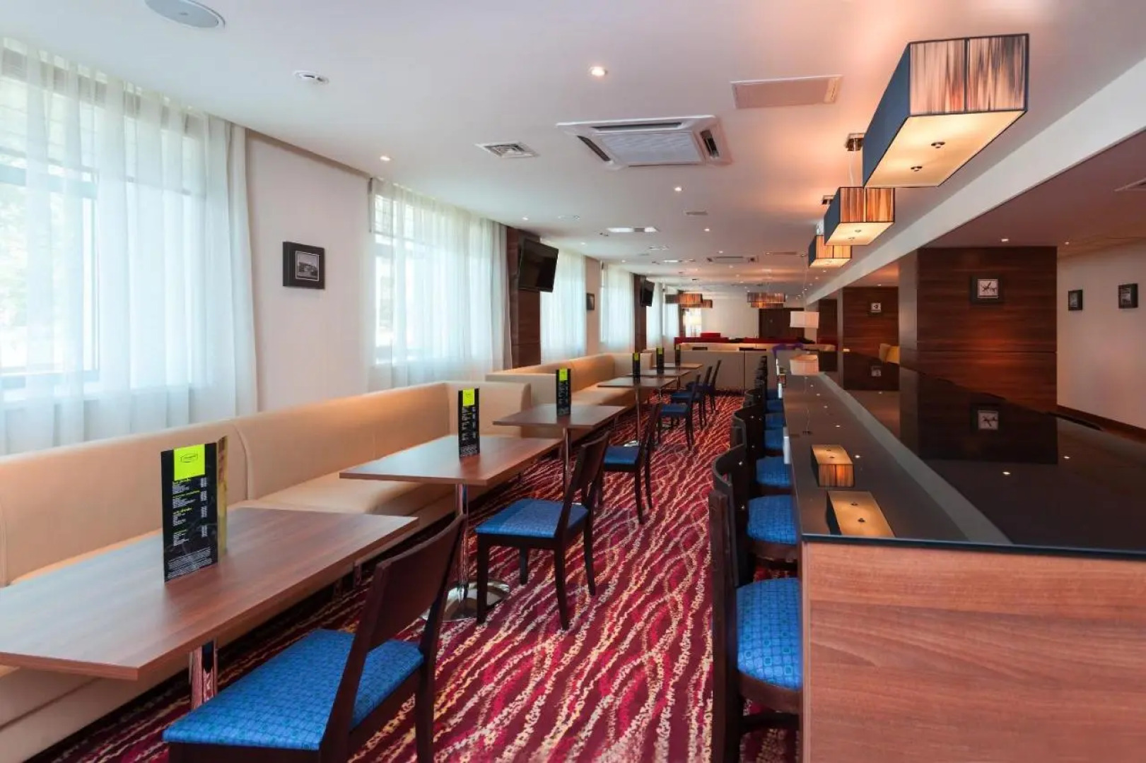 Отель Hampton by Hilton Samara