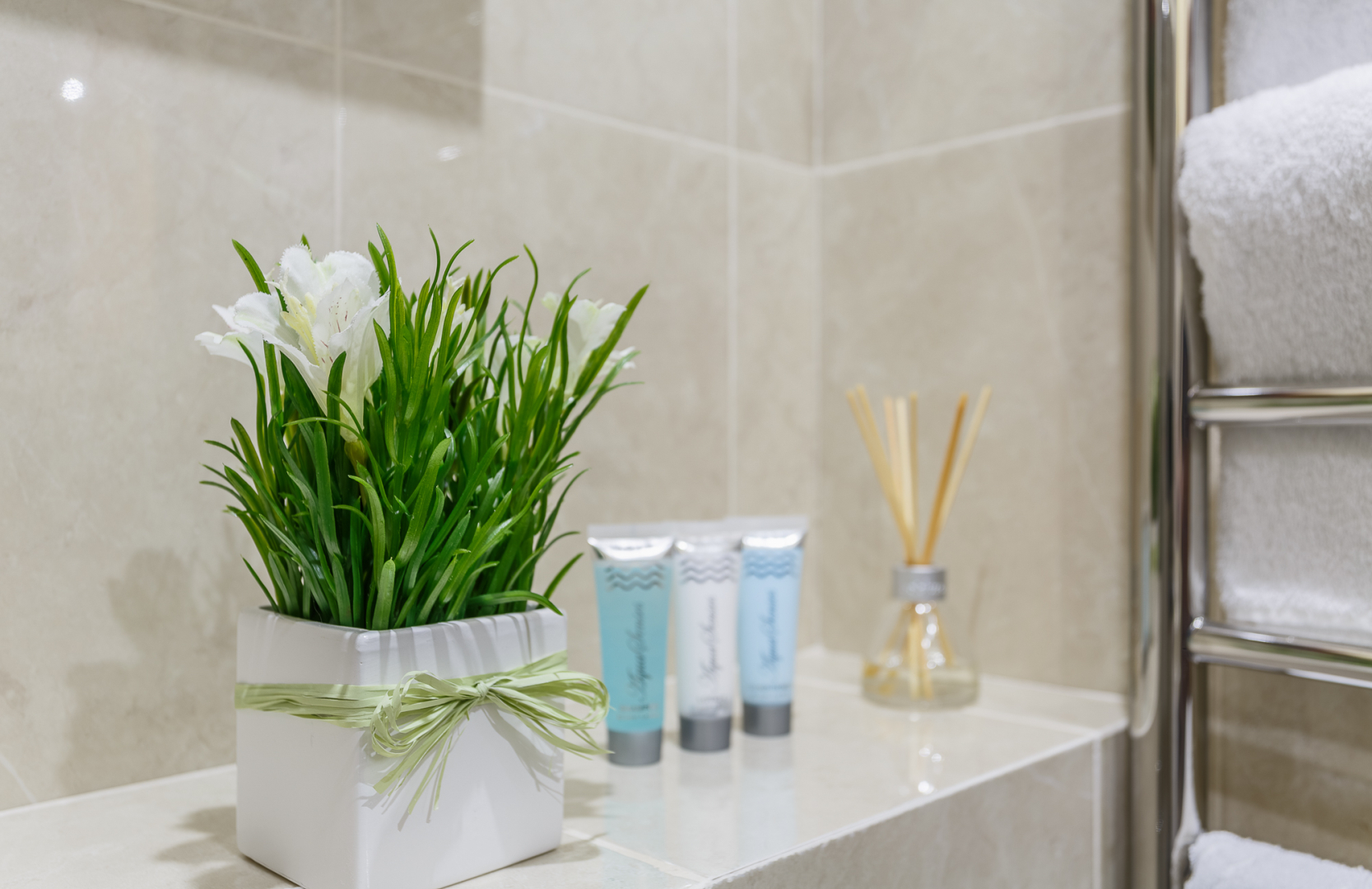 Отель Riverside