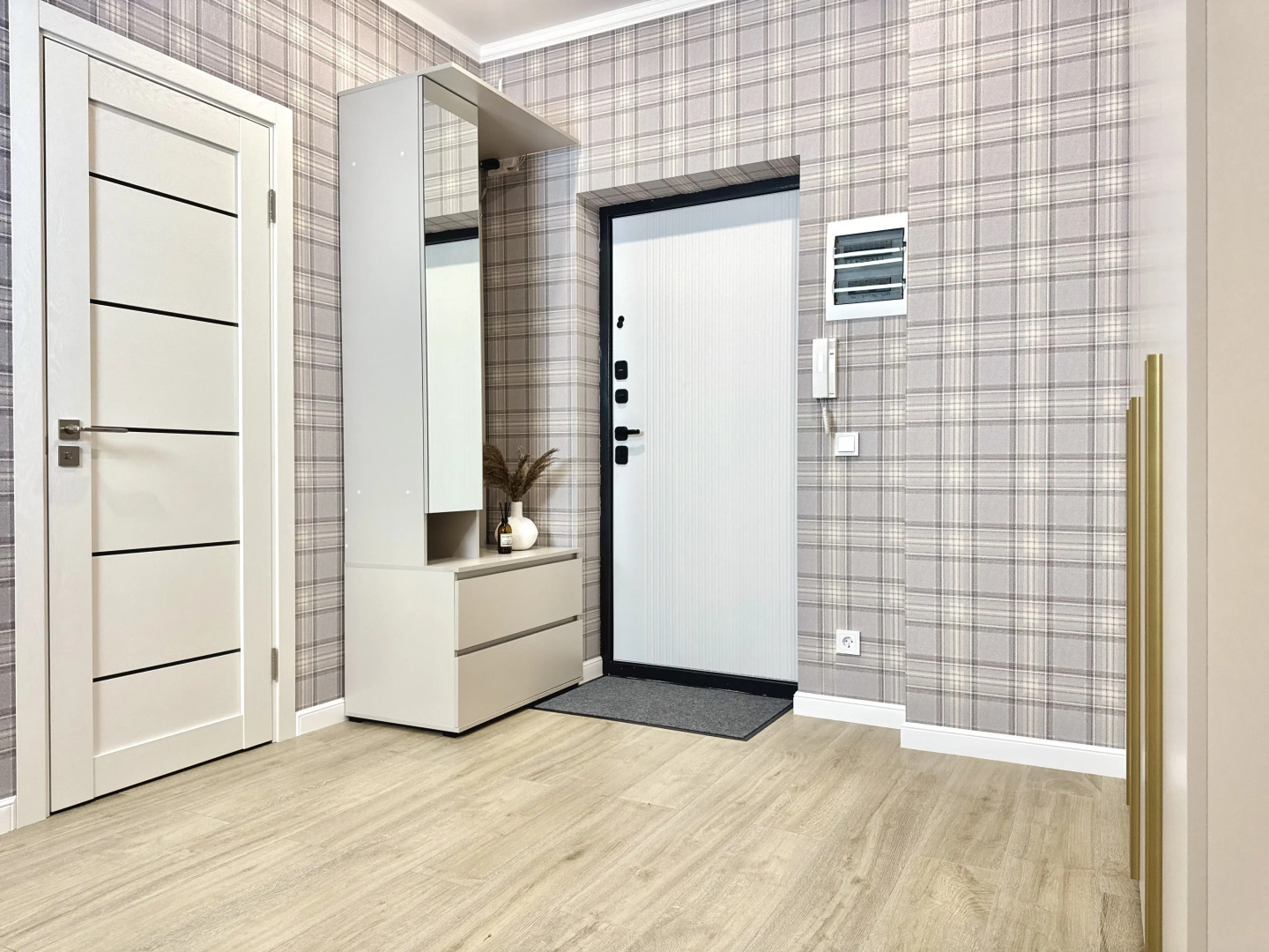 Квартира 70 Кв.м. на Леонова в Новом Доме Центр