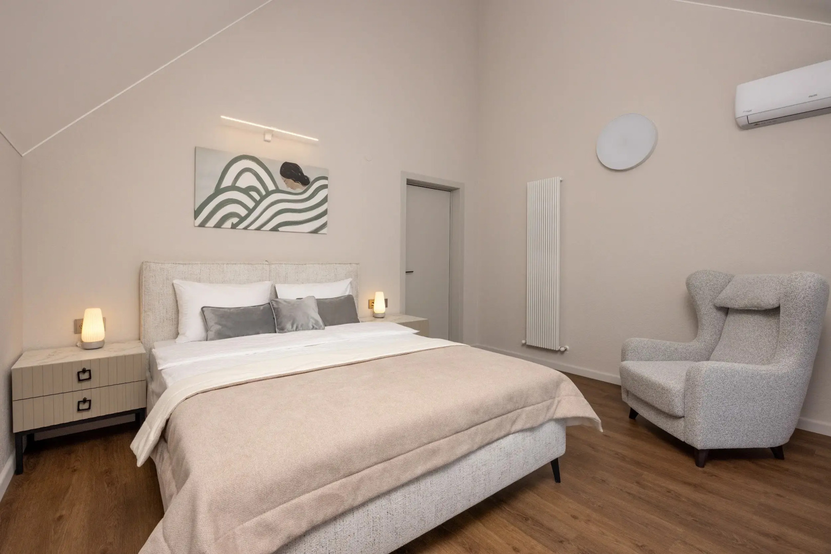 Вилла с подогреваемым бассейном и 6 спальнями