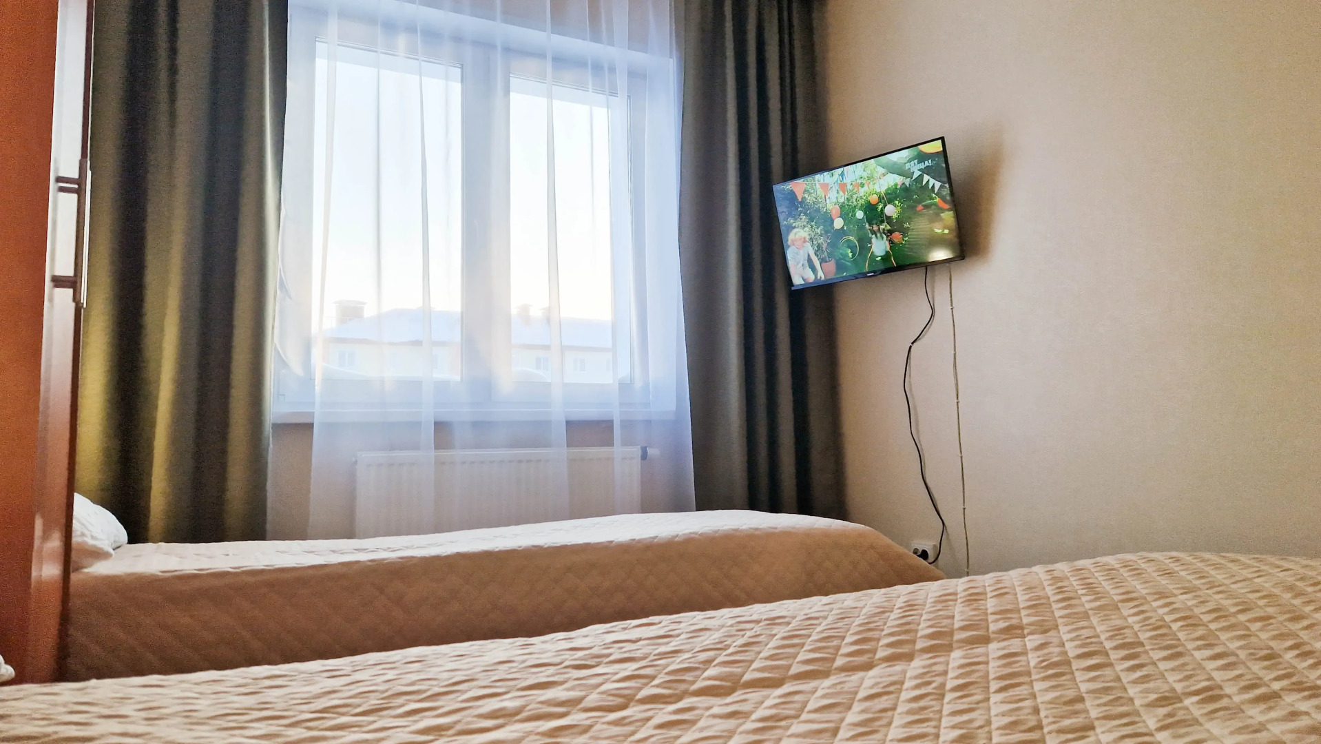 Апартаменты 2х Комнатная Солнечный 4 138