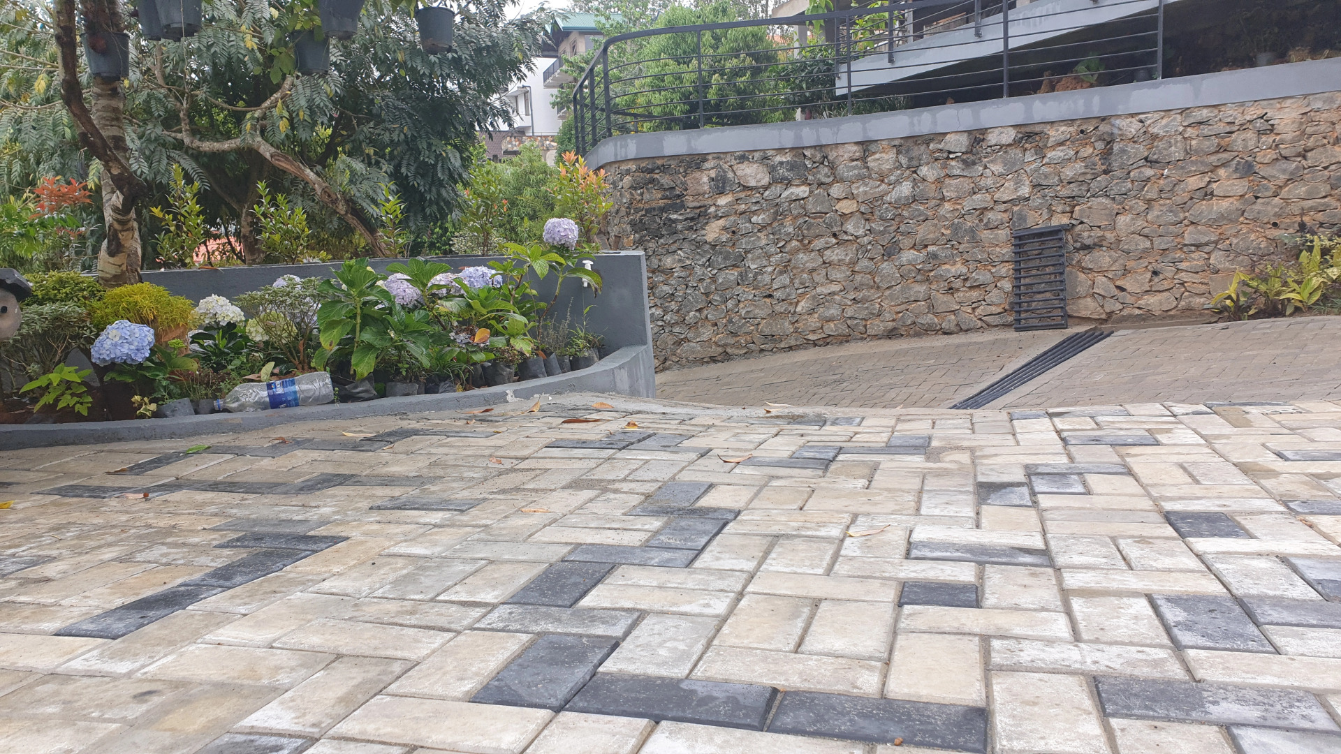 Отель The Cubes Ella