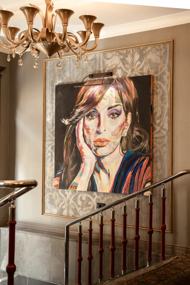 Отель West Inn Palace