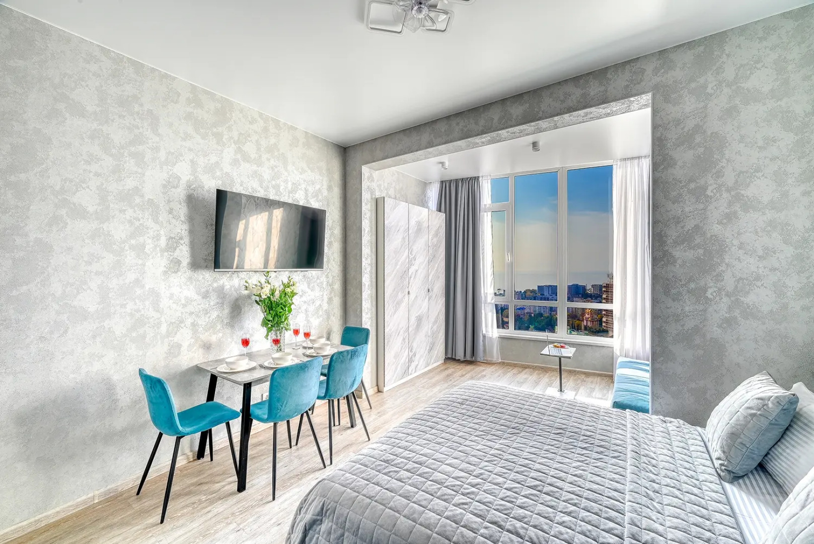 Квартира Студия с видом на море МореСолнцеАпарт