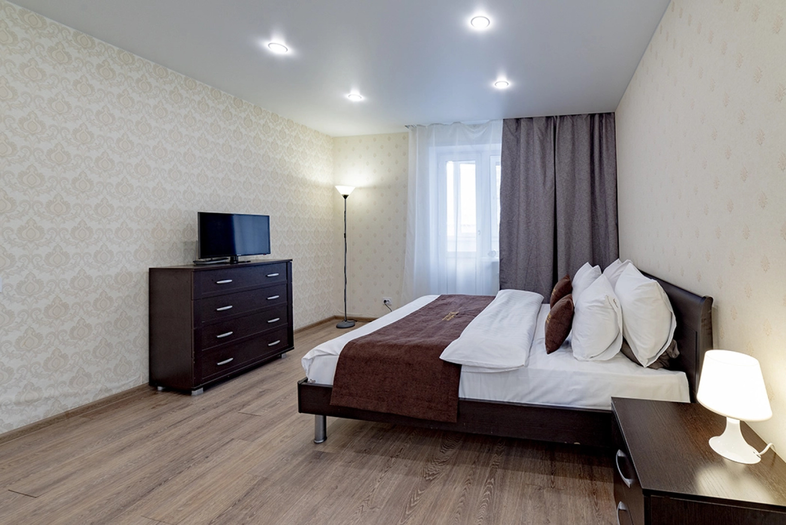 Апартаменты InnDays на Фрунзе 9