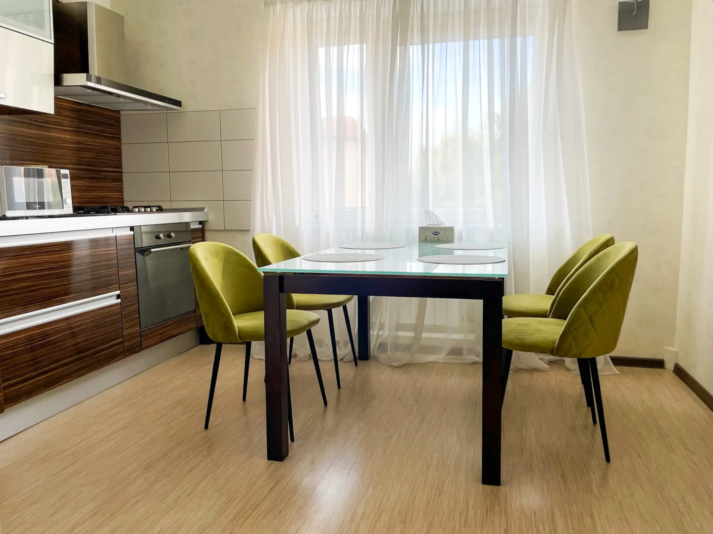 Двухкомнатные апартаменты Pro.apartment на Брамса