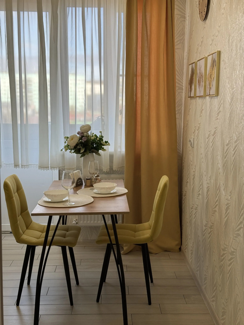 Квартира Посуточно на Четвертом Этаже