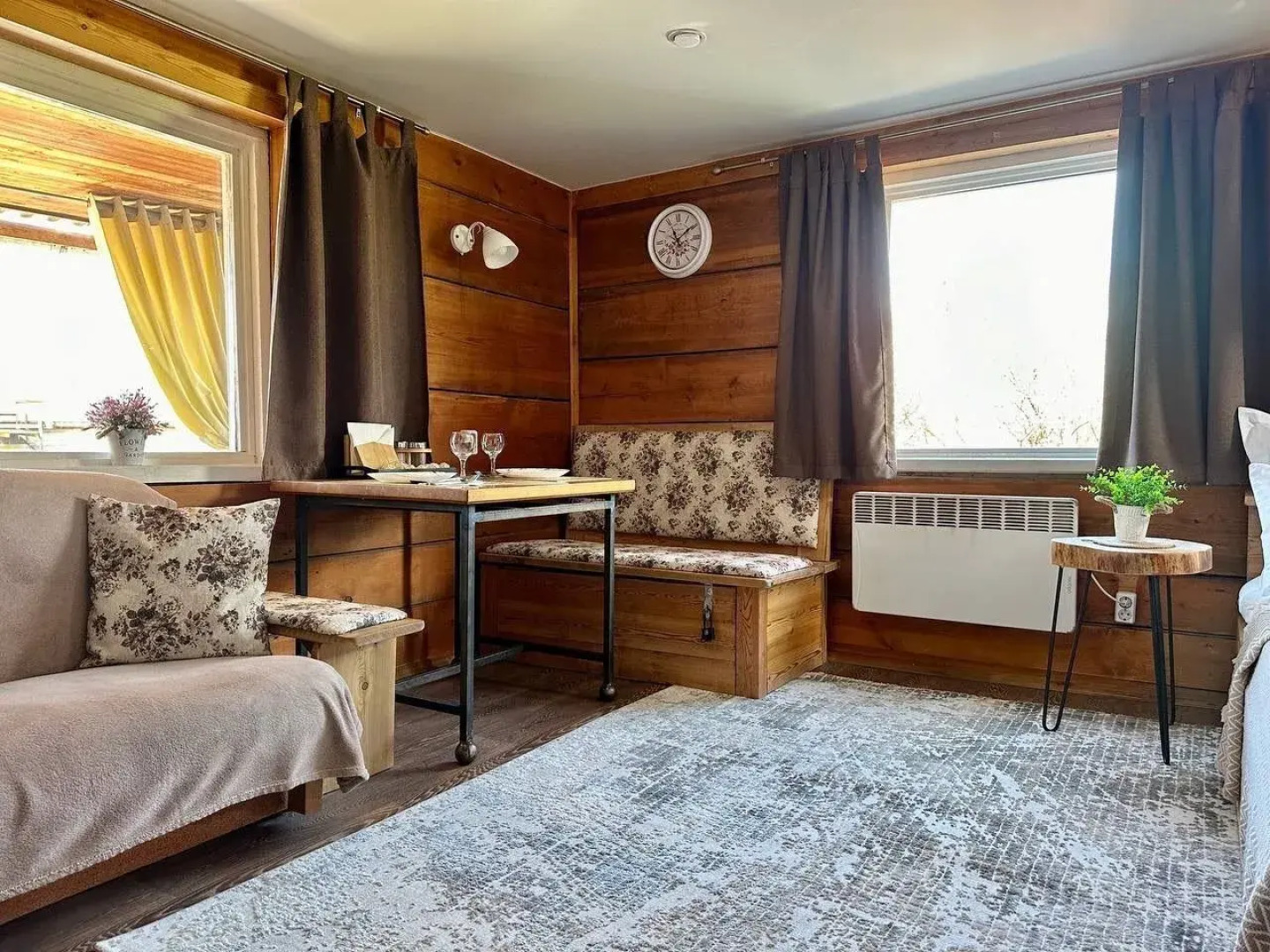 Частный дом Байкальский дворик на  Ангарской 17В