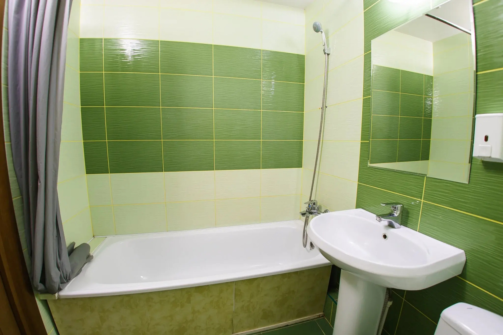 Апартаменты Inndays на Луначарского 49-2