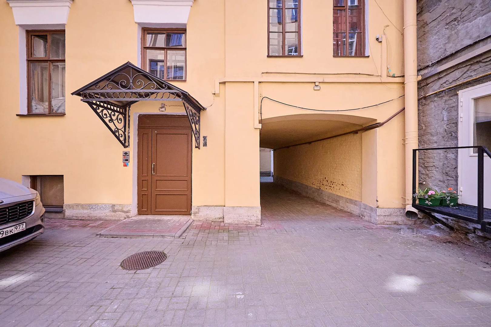 Апартаменты 4-я Советская 25