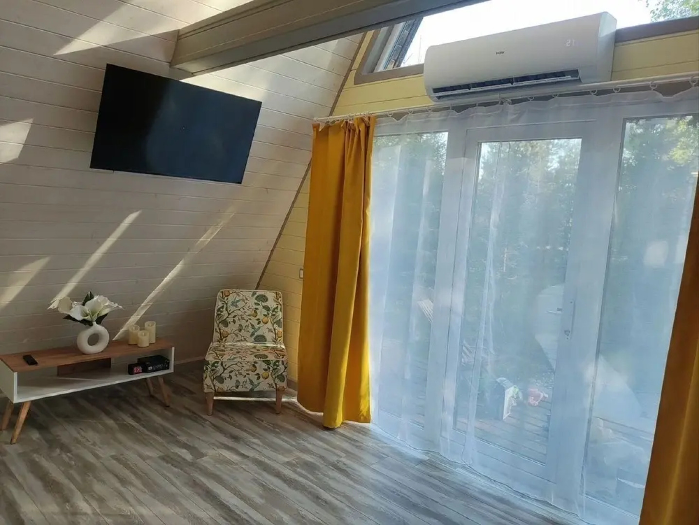 Частный дом Афрейм Лес