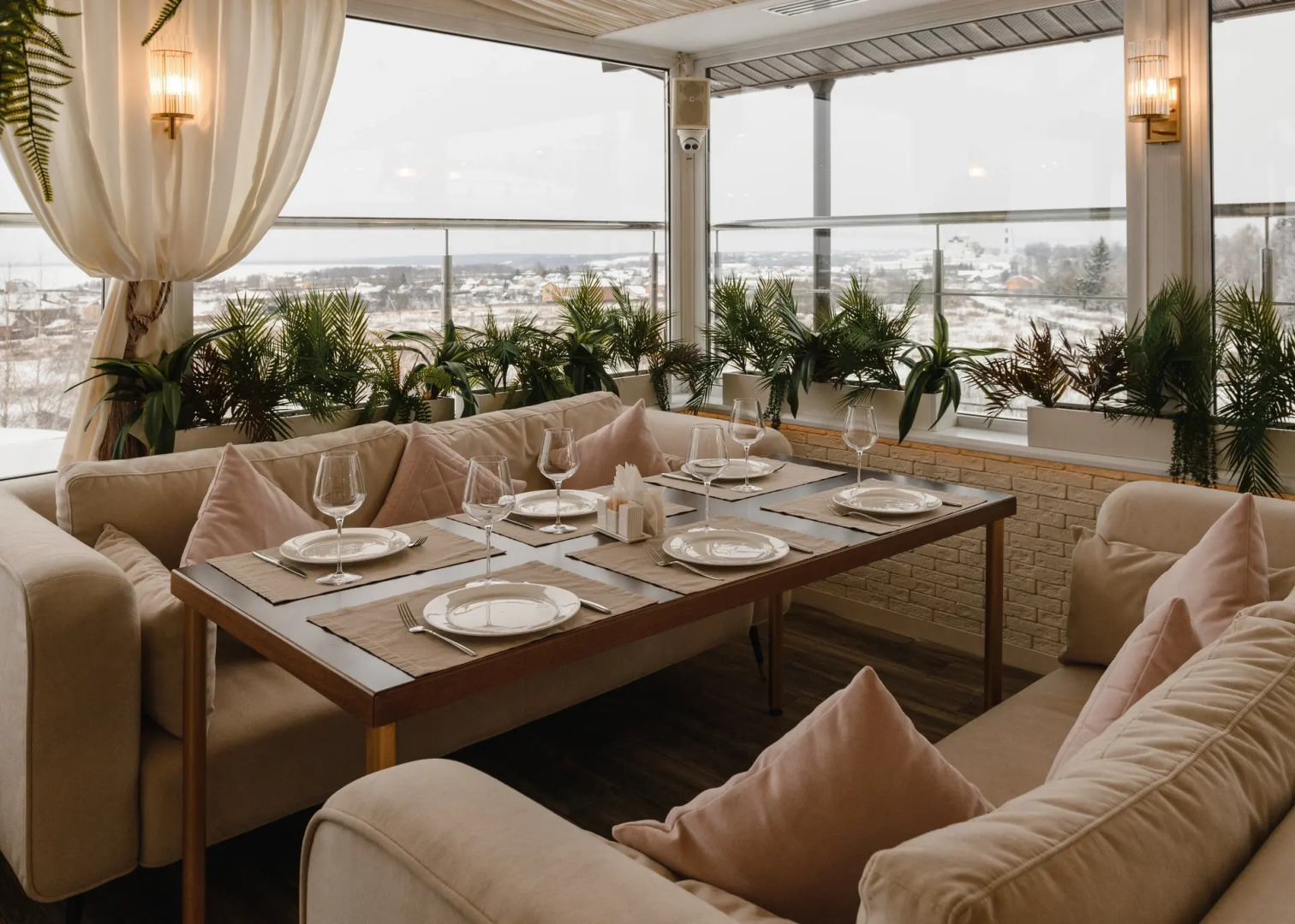 Отель Виктория Плаза