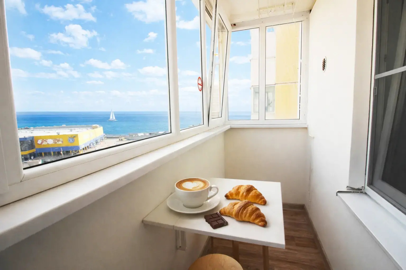 Апартаменты С видом на море и балконом