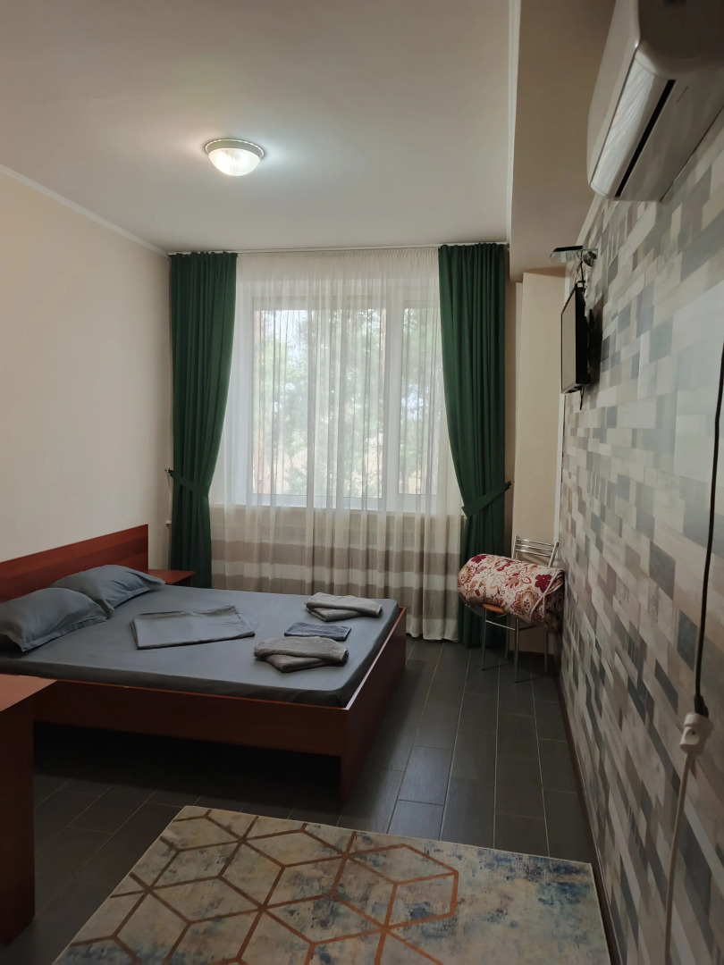 Отель Берлога