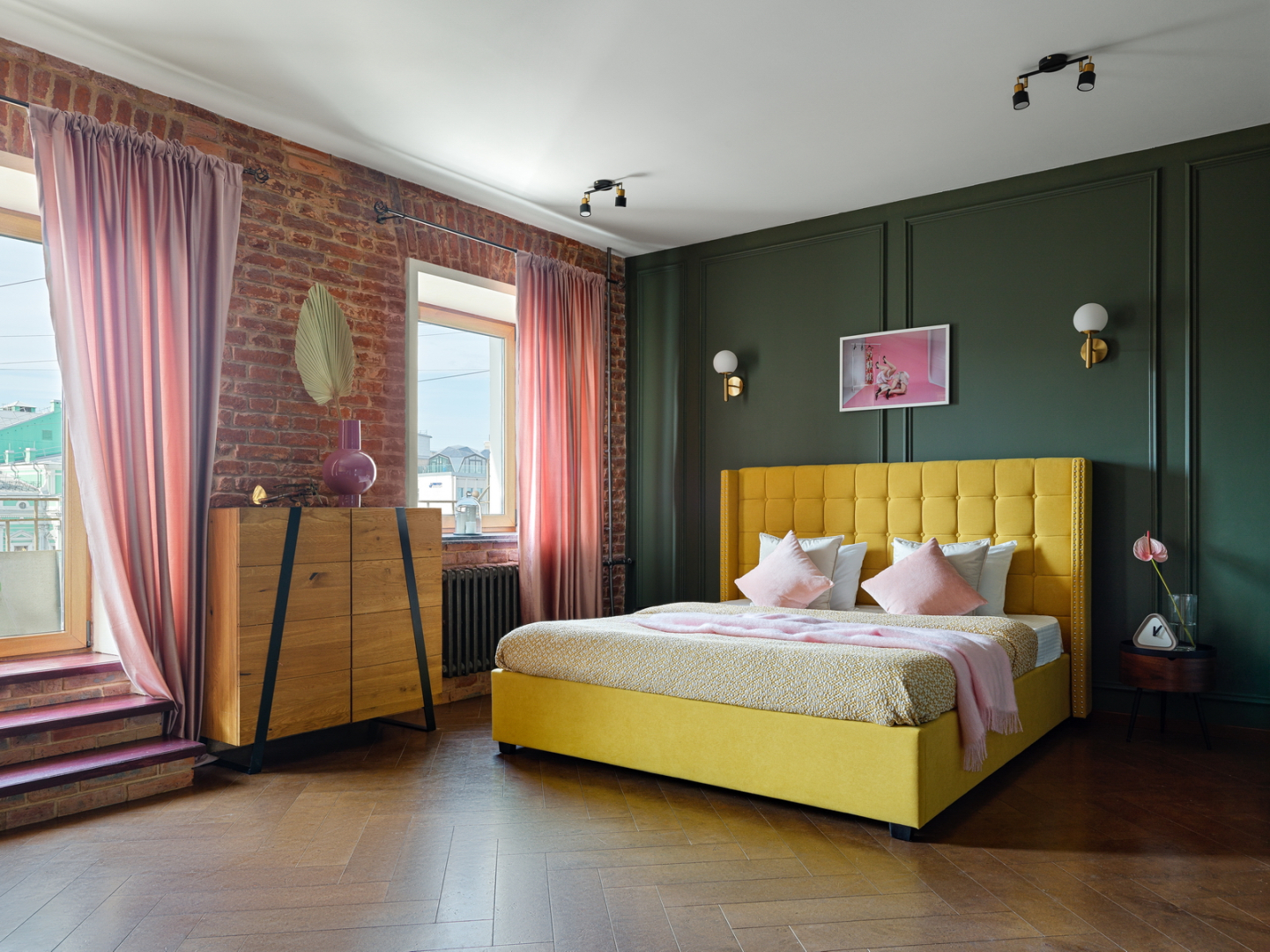 Апартаменты Gallery 130 кв.м с Террасой, Видом на Набережную Фонтанки и БДТ