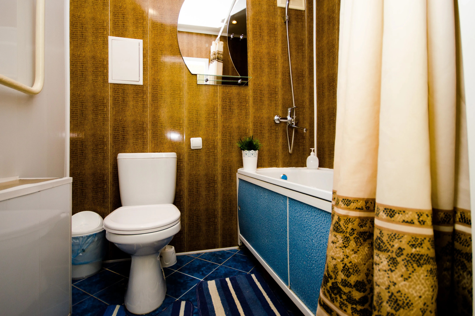 Апартаменты Квартирный Вопрос на Курчатова 30