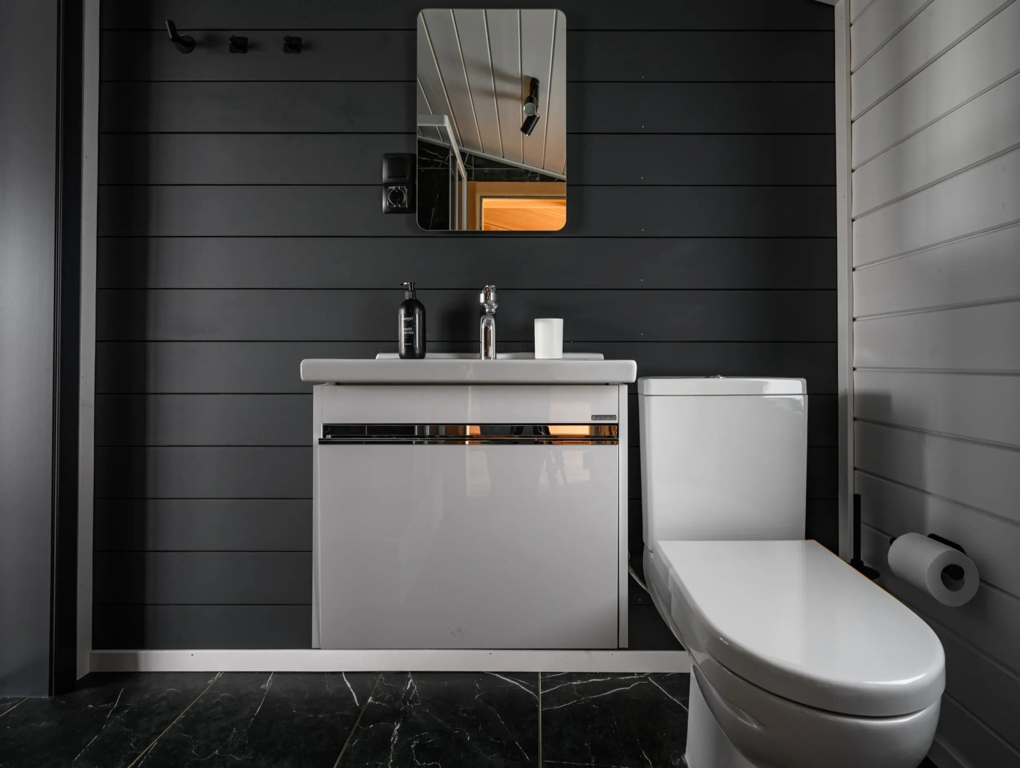 Гостевой дом Garnet Holiday. МИР