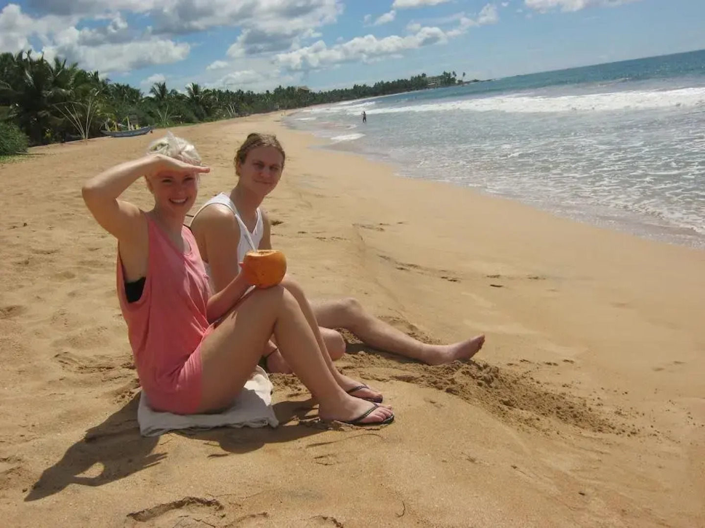 Отель Arcade Beach