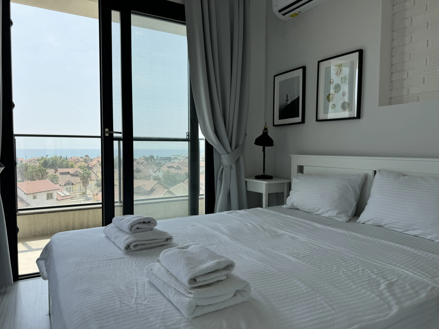 Апартаменты Современные апартаменты с видом на море