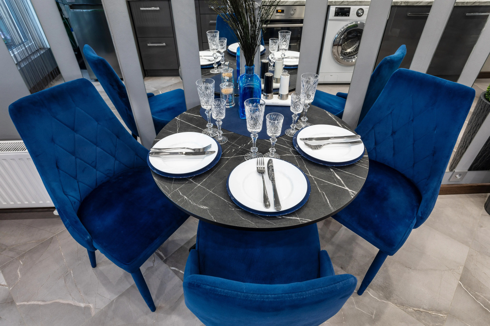 Квартира класса люкс с террасой и видом на реку в центре Рыбной деревни, остров Канта в Калининграде