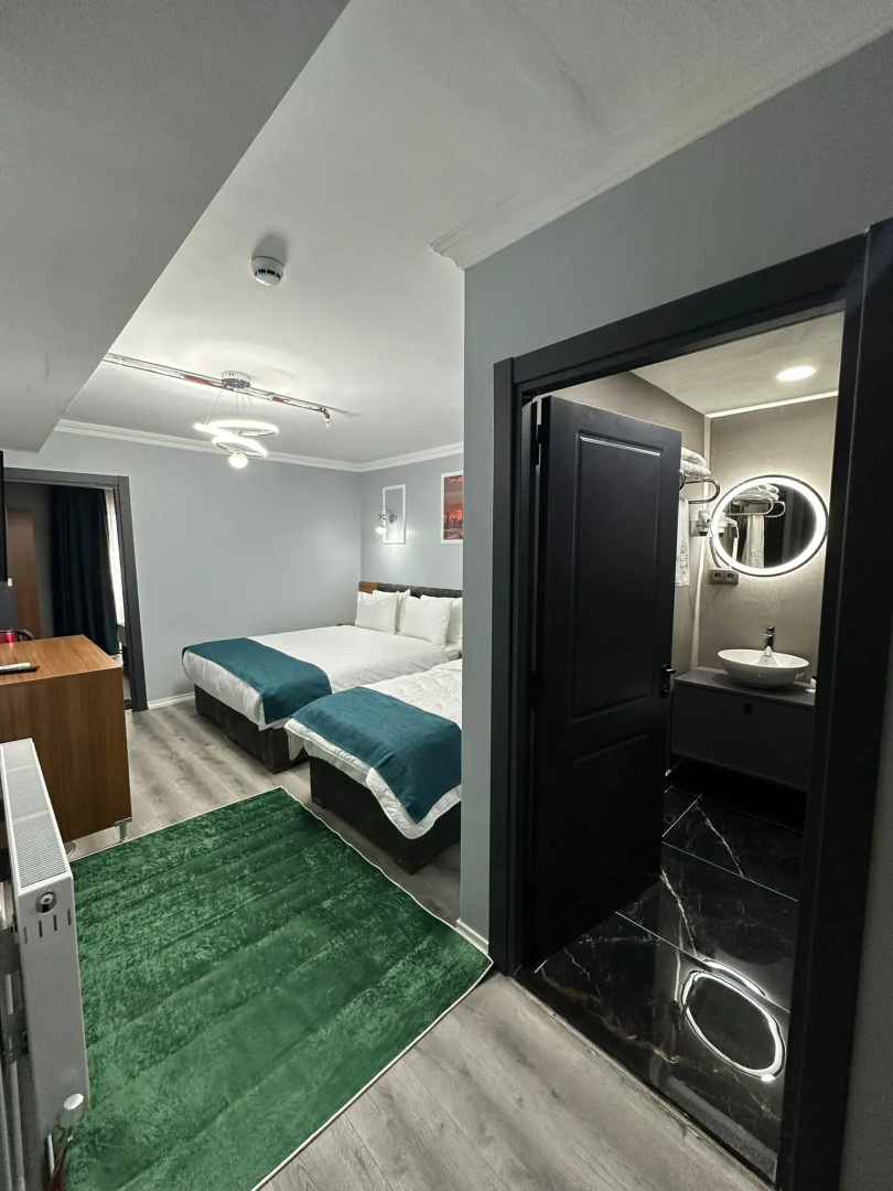 Asgard Hotel