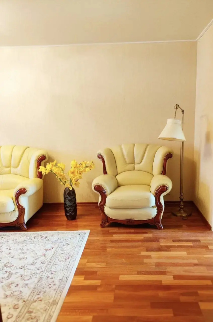 Великолепная трехкомнатная квартира в самом центре Тулы