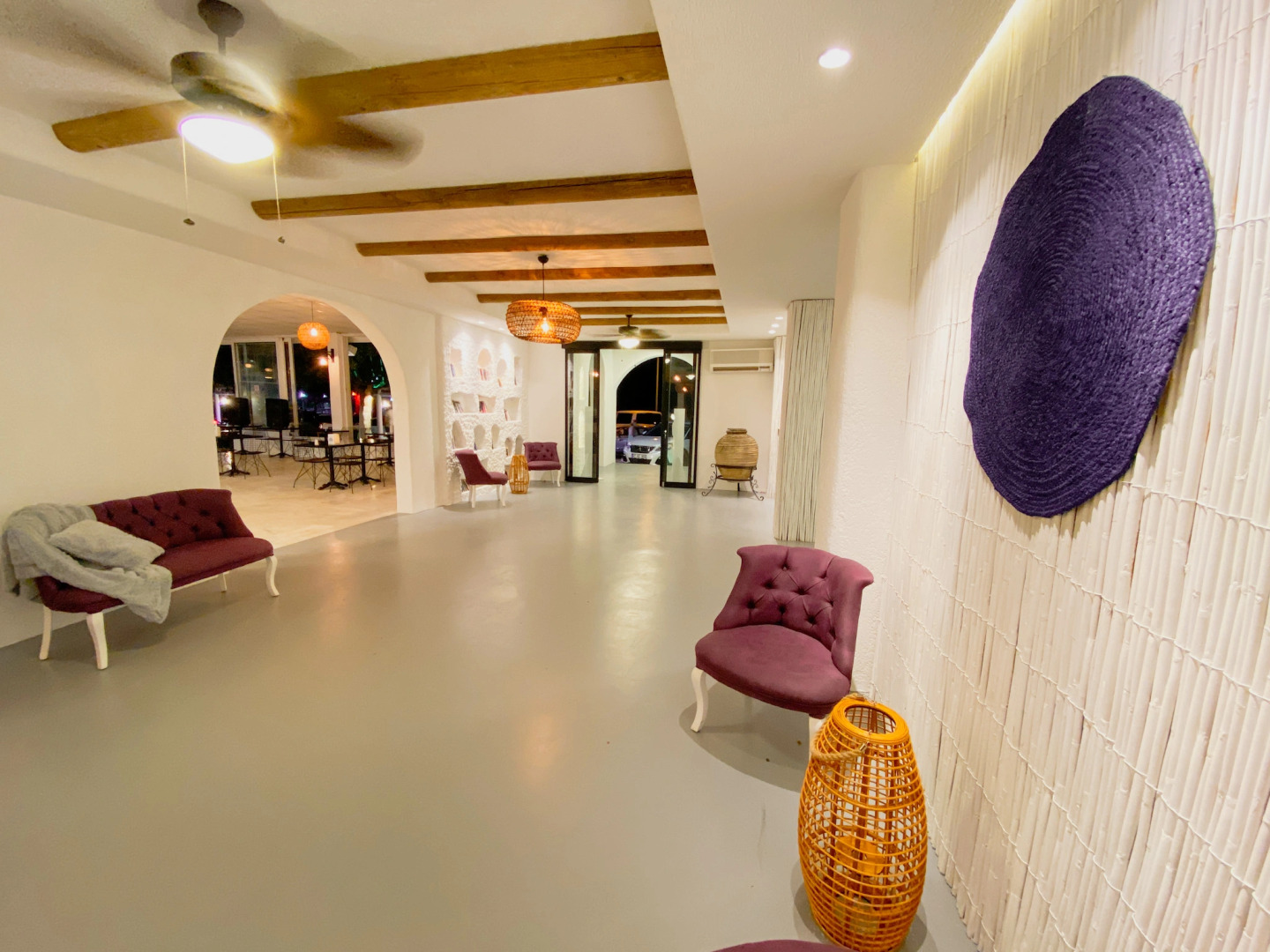 Отель The Hello