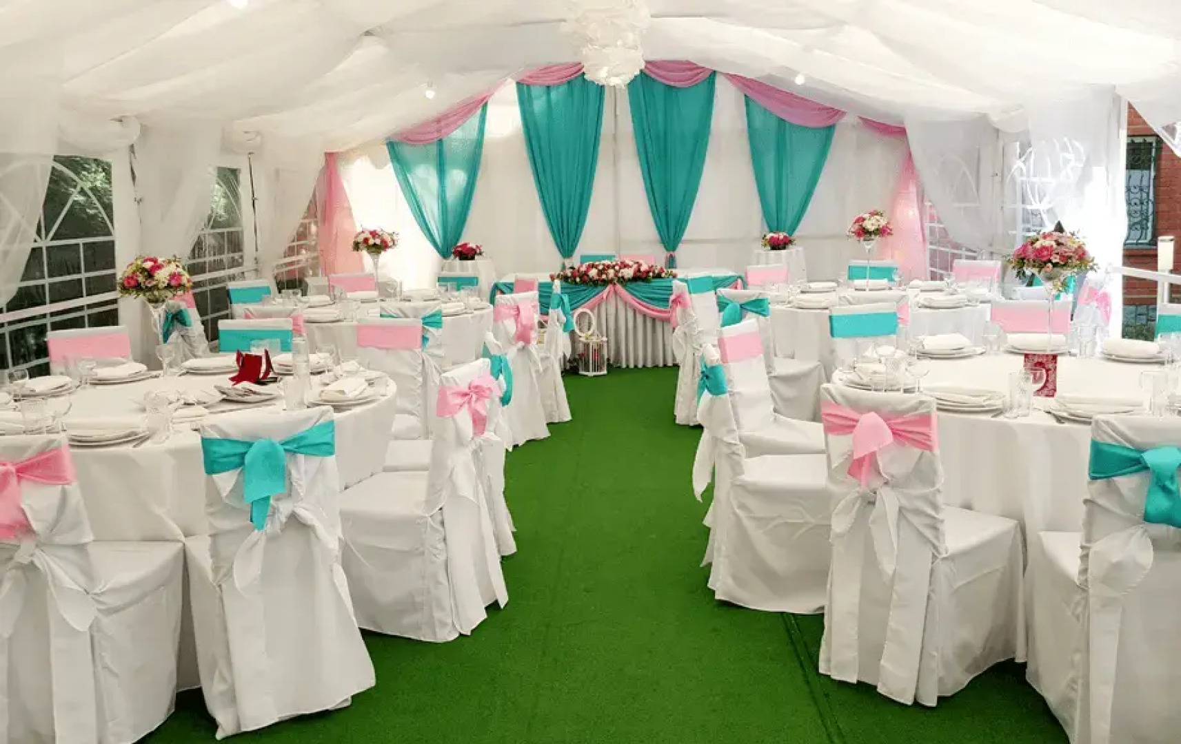 Коттедж Anstar House