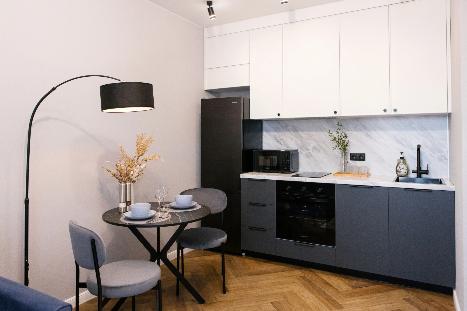 Апартаменты с Современным Ремонтом в Новом Доме