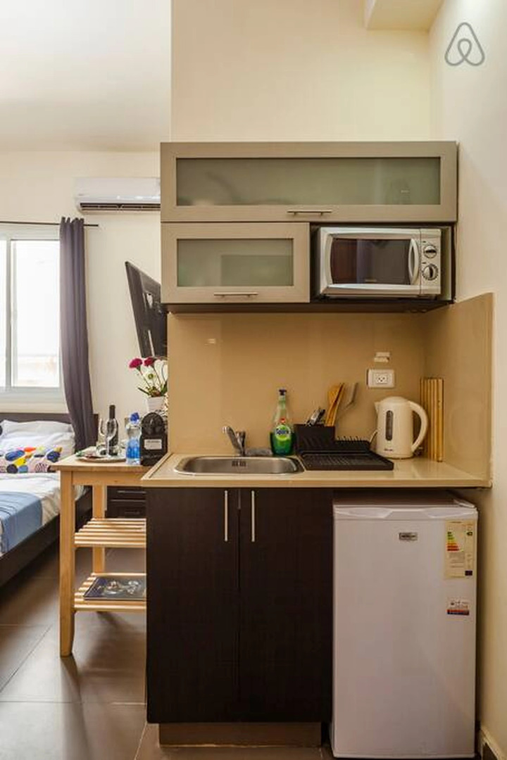 NHE Rothschild Apartments