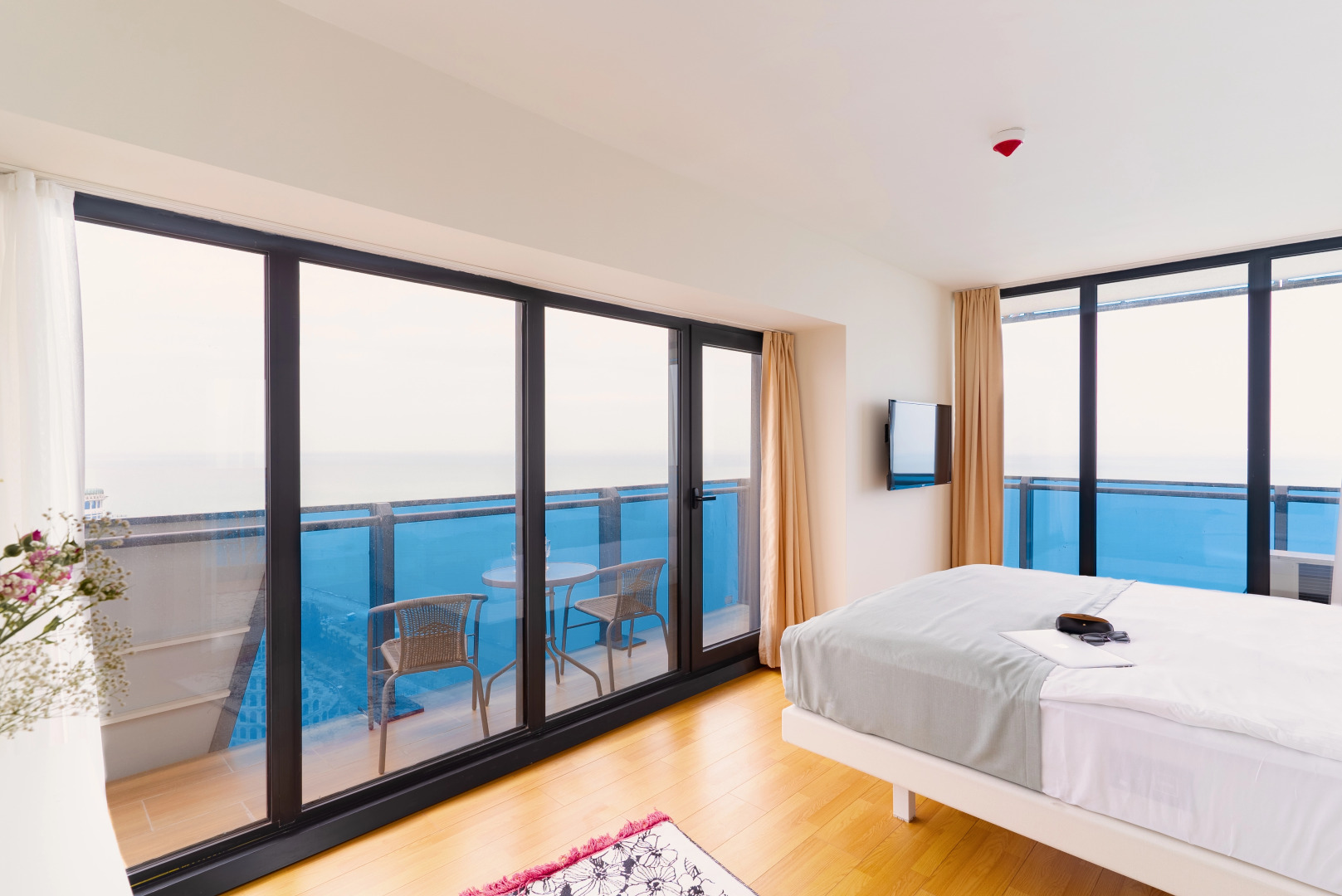 Апарт-отель G-Point City Beach