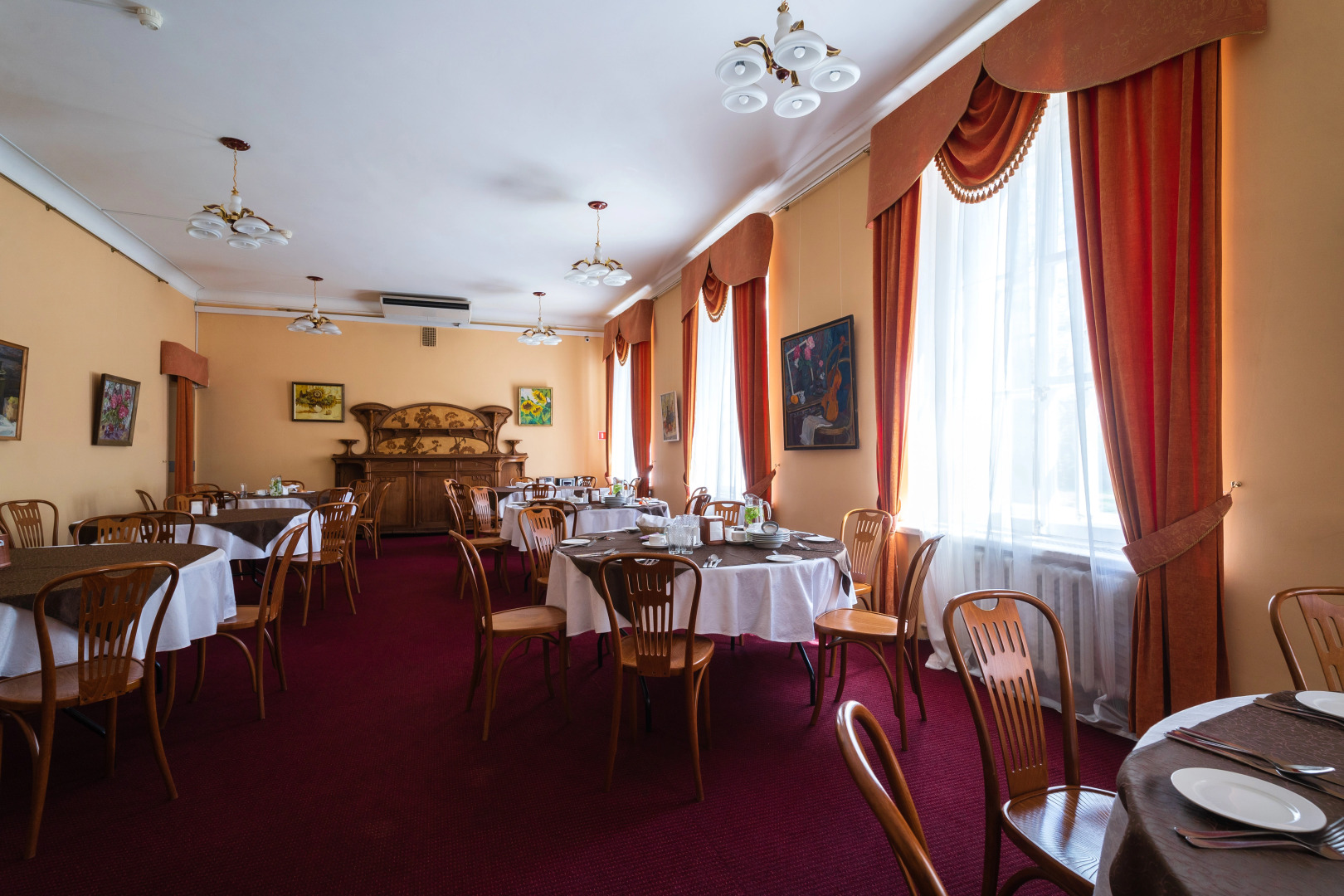 Hotel Kochubey-Sentre