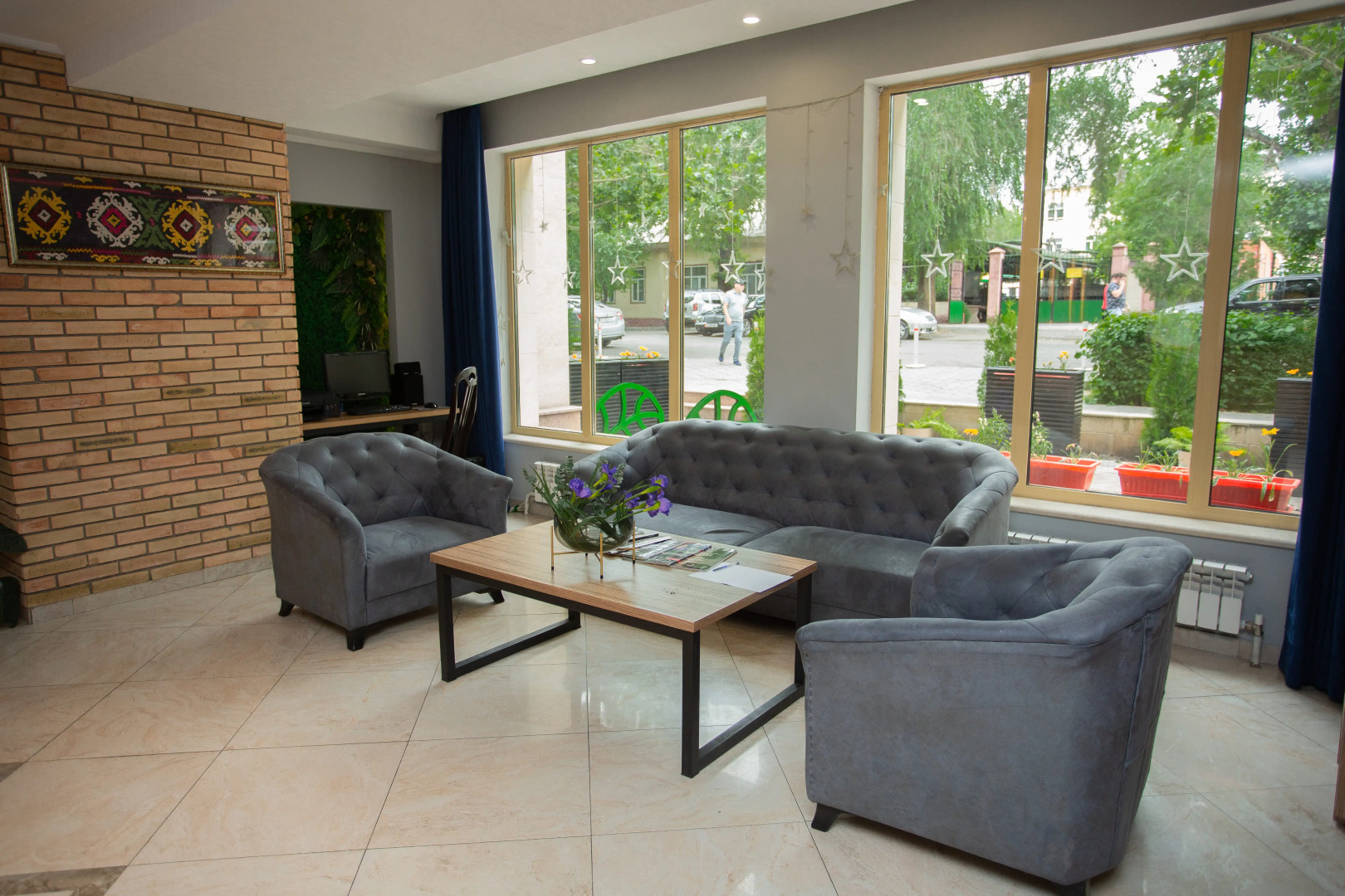 Отель B Hotel Bishkek