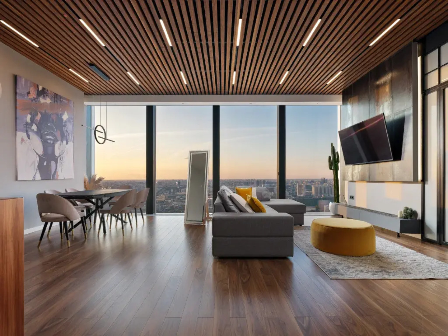 Красивый панорамный апартамент с 2 спальнями