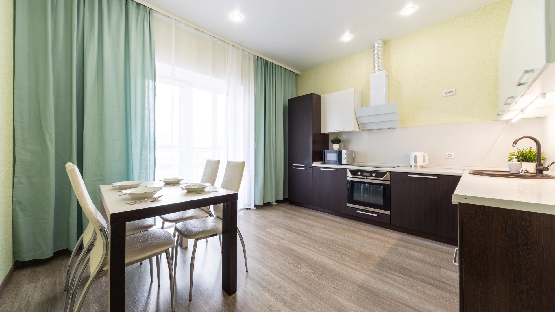 Апартаменты Чистый Взгляд на Петра Ломако с подземным паркингом