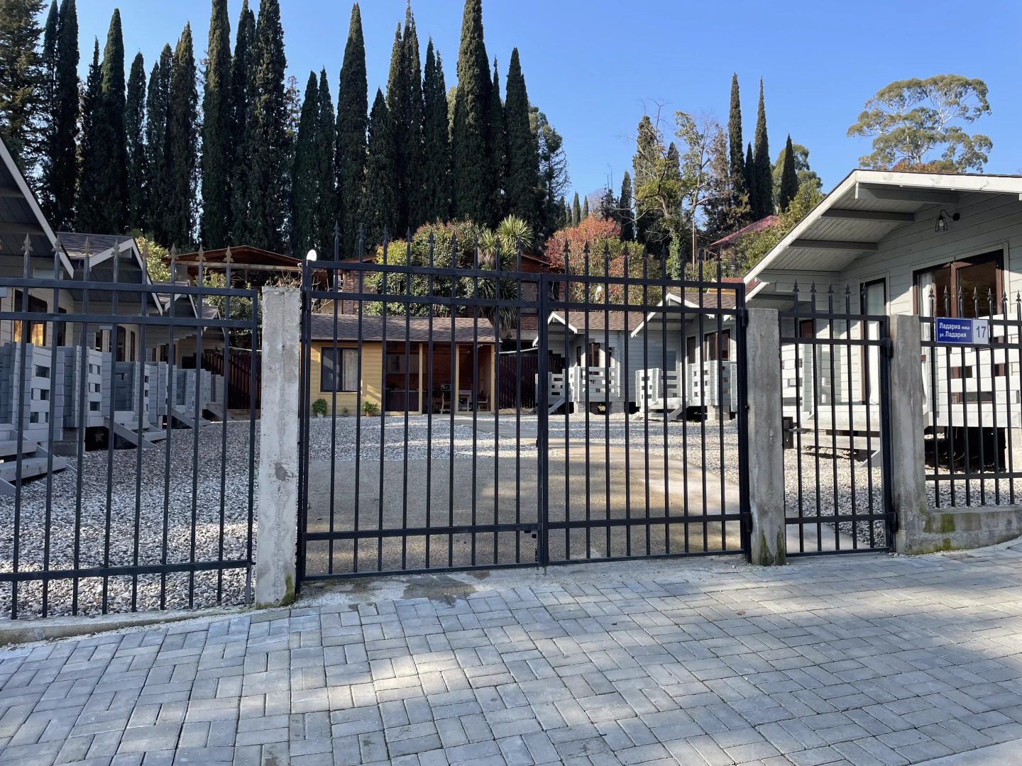 Отель Lakraa Hotel