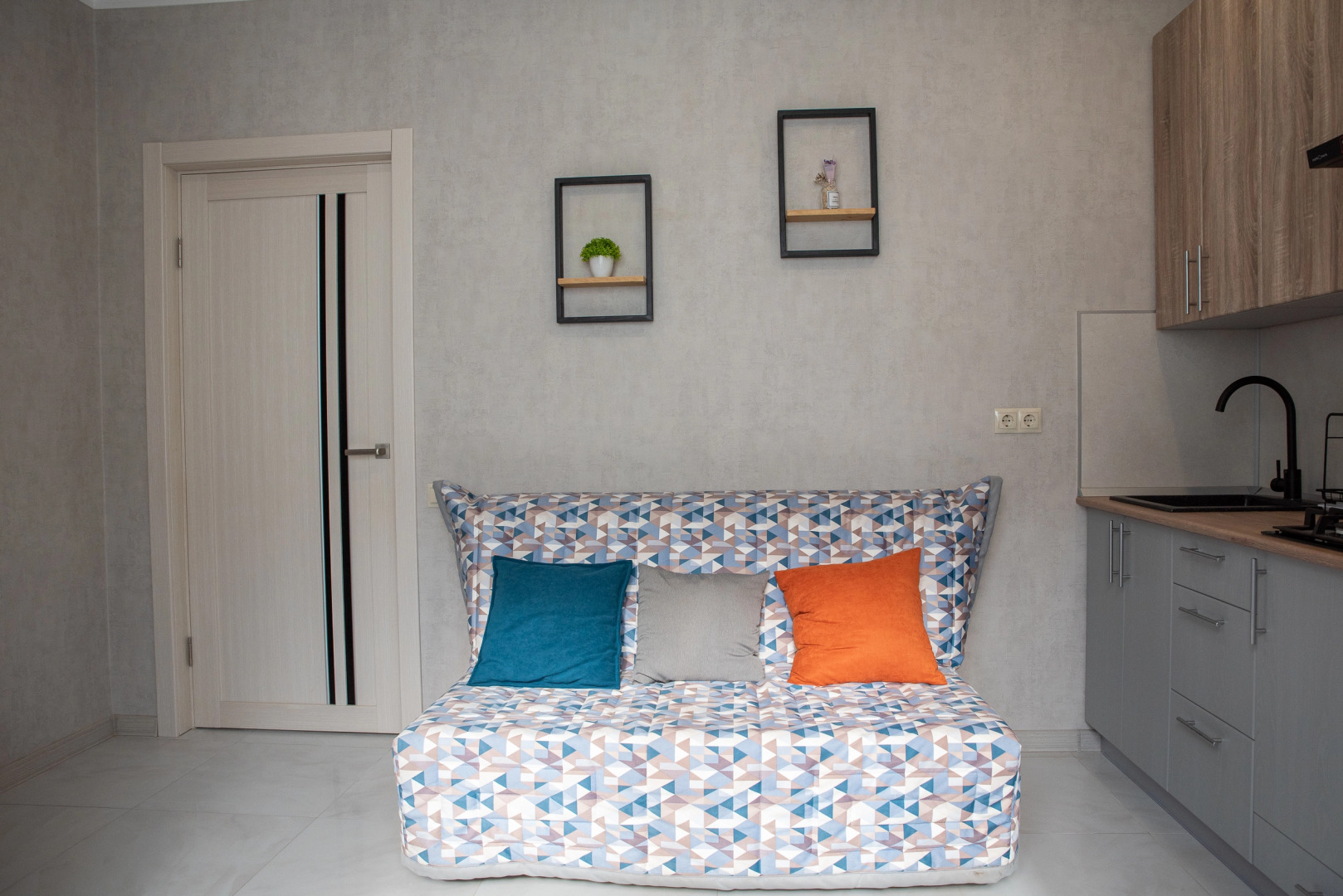 Квартира с новым ремонтом в центре города