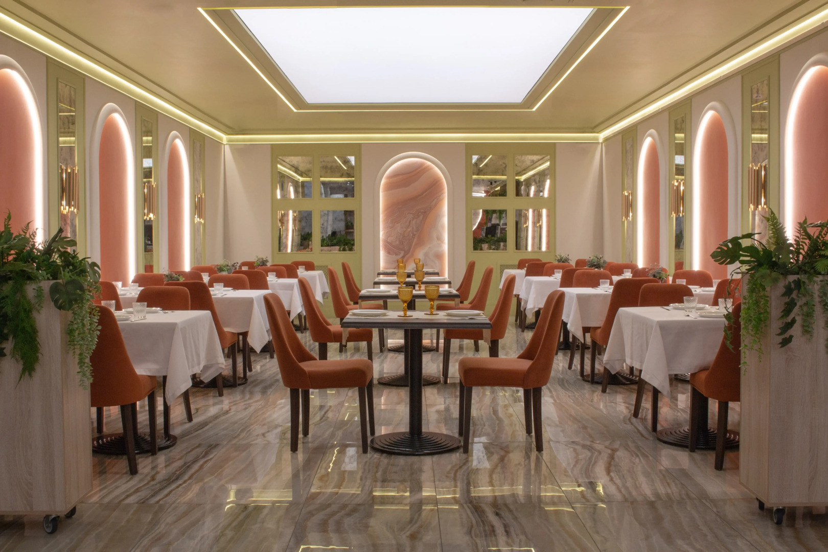 Отель Амакс Премьер Пермь